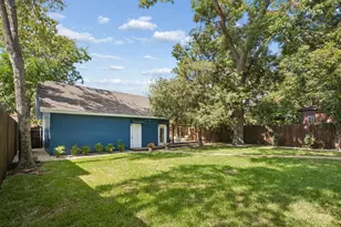 4915 Junius St, Dallas, TX 75214 - Photo 30