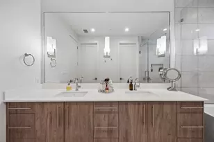 4726 Manett St, Dallas, TX 75204 - Photo 20