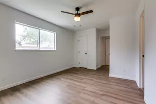 2032 Meadfoot Rd, Carrollton, TX 75007 - Photo 8