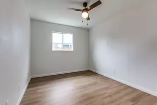 2032 Meadfoot Rd, Carrollton, TX 75007 - Photo 12