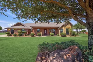 105 Savannah Dr, Weatherford, TX 76087 - Photo 1