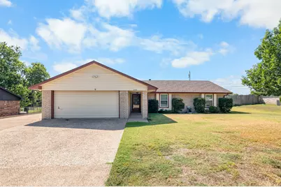 605 Angel Fire Drive, Hewitt, TX 76643 - Photo 2