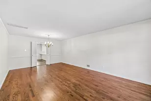 10146 Coveridge Dr, Dallas, TX 75238 - Photo 6