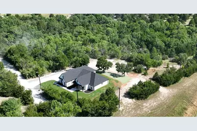 1179 Robertson Road, Whitewright, TX 76273 - Photo 2