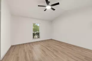 834 Versailles Dr, Mesquite, TX 75149 - Photo 14