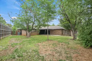 905 Timber Valley Cir, Flower Mound, TX 75028 - Photo 26