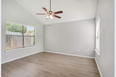 4747 Poppy Drive E, Fort Worth, TX 76137 - Photo 16