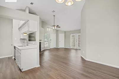 4747 Poppy Drive E, Fort Worth, TX 76137 - Photo 8