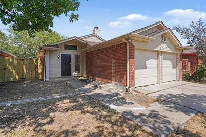 4747 Poppy Drive E, Fort Worth, TX 76137 - Photo 2