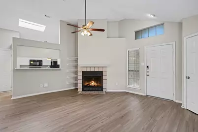4747 Poppy Drive E, Fort Worth, TX 76137 - Photo 4