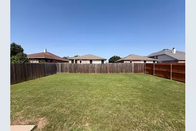 6200 St James Place, Denton, TX 76210 - Photo 6