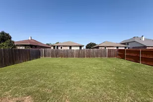 6200 St James Pl, Denton, TX 76210 - Photo 6
