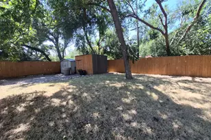 2227 Hanover Dr, Waco, TX 76710 - Photo 32