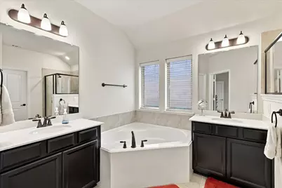 1733 Ridge Creek Lane, Aubrey, TX 76227 - Photo 14