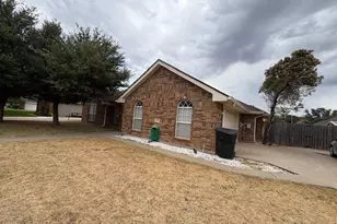 5402 Willow View Rd, Abilene, TX 79606 - Photo 2