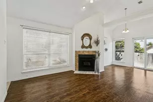 953 Ramblewood, Lewisville, TX 75067 - Photo 2