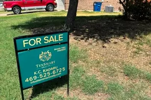 2755 Hacienda Lake Dr, Little Elm, TX 75068 - Photo 1