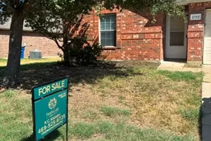 2755 Hacienda Lake Dr, Little Elm, TX 75068 - Photo 2