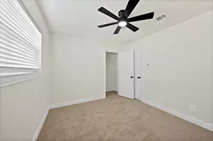 2302 E Mitchell St, Arlington, TX 76010 - Photo 30