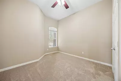 655 Campolina Drive, Grand Prairie, TX 75052 - Photo 30