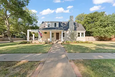 112 Bellevue Drive, Cleburne, TX 76033 - Photo 1