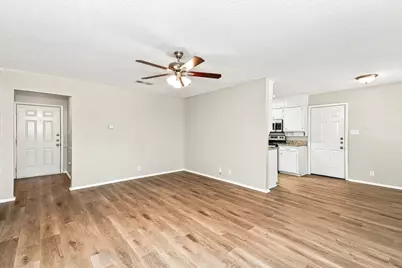 656 Sue Ann Lane, Burleson, TX 76028 - Photo 4