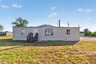 1341 Flying L Ln, Mansfield, TX 76063 - Photo 4