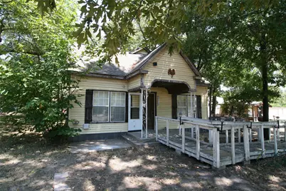 605 E Pine, Edgewood, TX 75117 - Photo 2