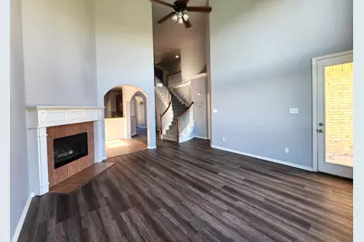 5513 Grenada Drive, Fort Worth, TX 76119 - Photo 16