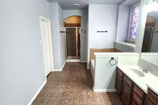 5513 Grenada Dr, Fort Worth, TX 76119 - Photo 18