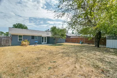 1056 Easy Street, Grapevine, TX 76051 - Photo 12