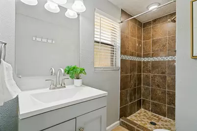 1056 Easy Street, Grapevine, TX 76051 - Photo 8