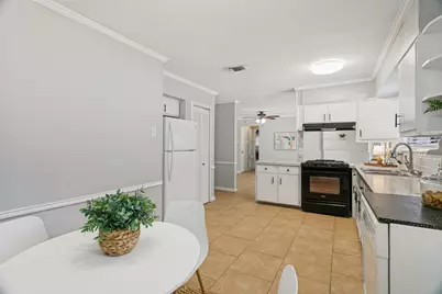 1056 Easy Street, Grapevine, TX 76051 - Photo 6