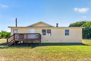 1341 Flying L Ln, Mansfield, TX 76063 - Photo 2