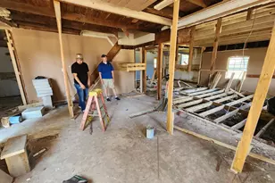 103 N Blanton St, Whitewright, TX 75491 - Photo 2
