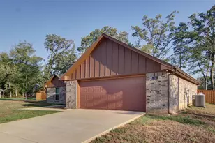 211 Private Rd 6292, Mineola, TX 75773 - Photo 2
