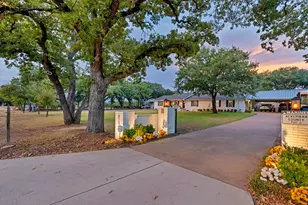 6155 Stephenson Levy Rd, Fort Worth, TX 76140 - Photo 4