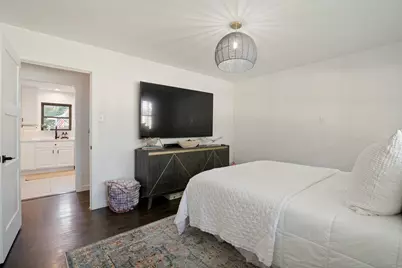 9005 Livenshire Drive, Dallas, TX 75238 - Photo 16