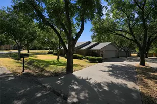 6116 Belvidere Cir, Granbury, TX 76049 - Photo 4