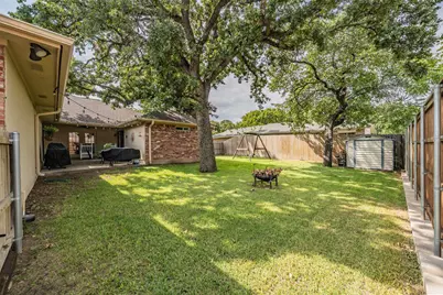 7317 Tipperary Court, North Richland Hills, TX 76182 - Photo 32