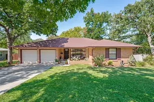 1403 Greenwood Dr, Denton, TX 76209 - Photo 1