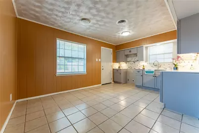 818 Emberwood Drive, Dallas, TX 75232 - Photo 14