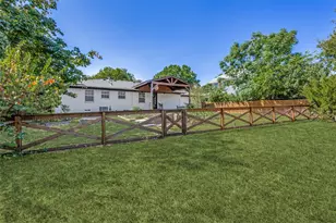 504 Heard St, McKinney, TX 75069 - Photo 2