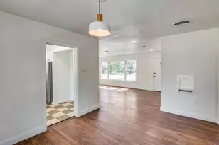 2433 Southwood Dr, Dallas, TX 75233 - Photo 8