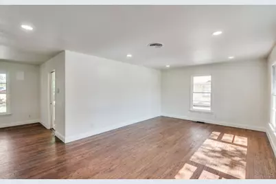 2433 Southwood Drive, Dallas, TX 75233 - Photo 6