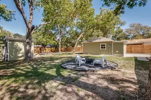 2433 Southwood Dr, Dallas, TX 75233 - Photo 36