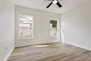2613 Saturn Rd, Garland, TX 75041 - Photo 24