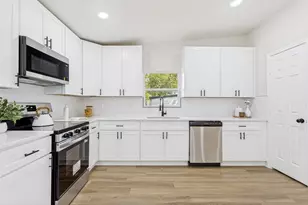 2613 Saturn Rd, Garland, TX 75041 - Photo 8