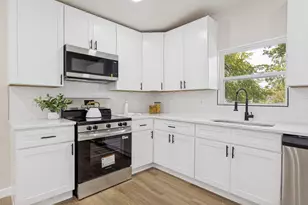2613 Saturn Rd, Garland, TX 75041 - Photo 10