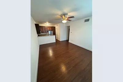 910 Fannin #203, Denton, TX 76201 - Photo 2
